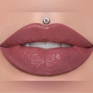 Jeffree Star Supreme Lip gloss in No Shame